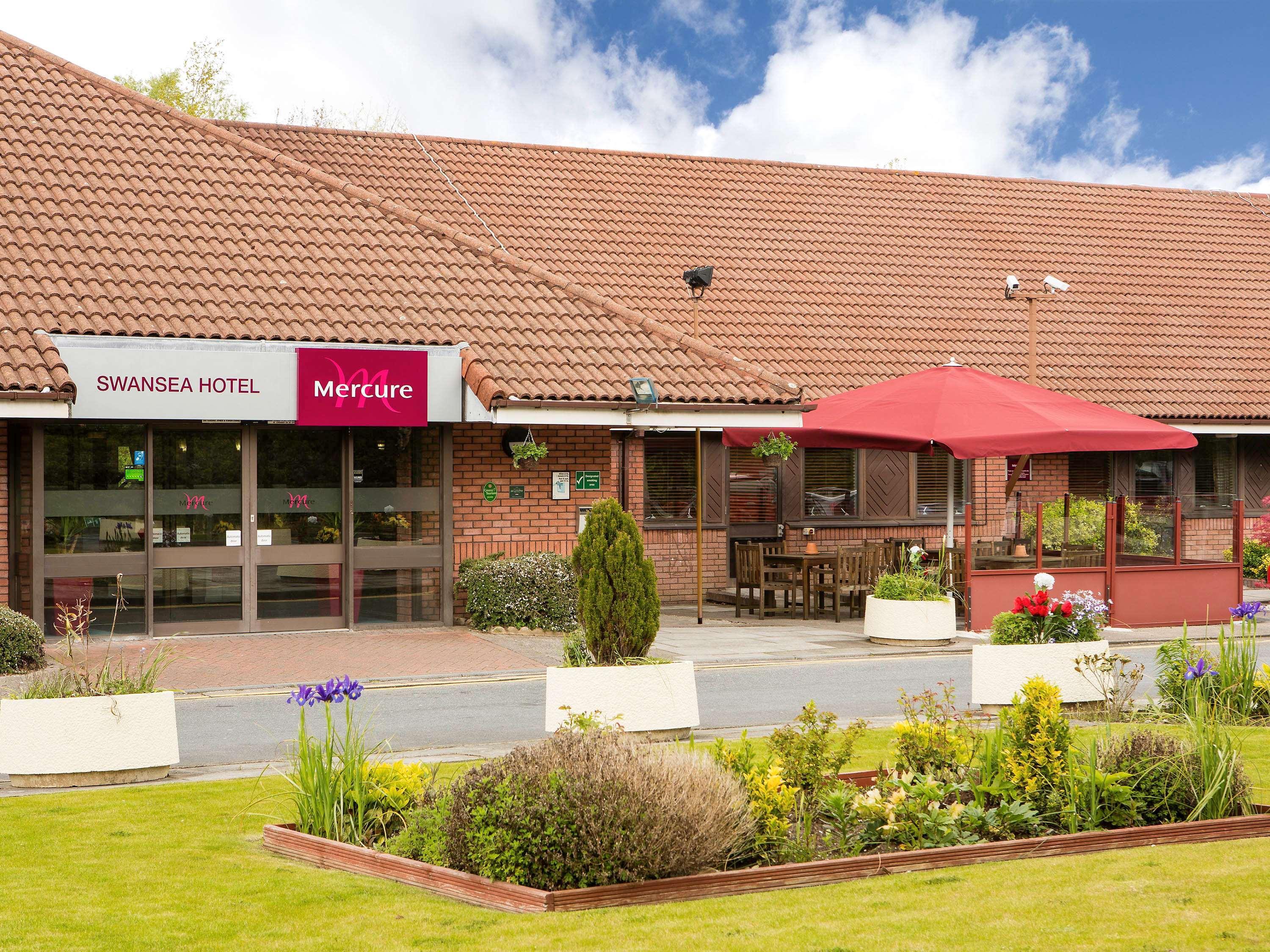 Mercure Swansea Hotel Exterior photo