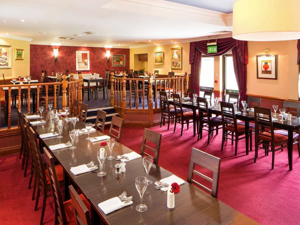 Mercure Swansea Hotel Restaurant photo